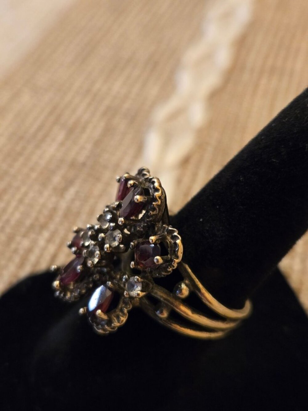 Vintage Sterling Silver Garnet & Clear Stone Flower Cluster Ring Size 5.5 - Picture 9 of 10